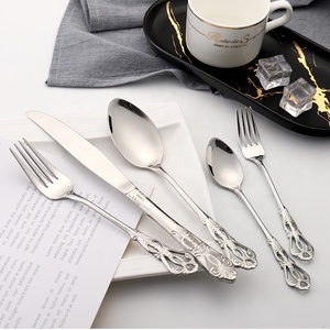 Lujosos cubiertos modernos con acabado dorado, juegos de cubiertos, centro de mesa llamativo para eventos de boda, cuchara dorada, tenedor y cuchillo - Product Image 4