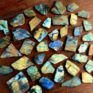 Losa de labradorita de Fuego Azul múltiple, rebanada de cristal Flash de espectro completo, labradorita de arco iris de Madagascar, cristal curativo, piedras preciosas sueltas - Product Image 2