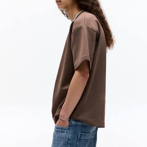 Fabricant en gros T-shirt surdimensionné coupe en boîte de haute qualité pour hommes T-shirt 280 Gsm lourd 100% coton T-shirt Boxy Fit Crop T-shirt pour hommes - Product Image 5