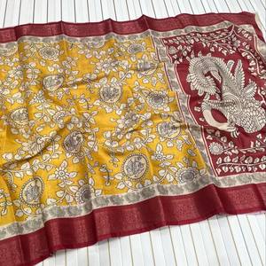 Sari de Seda Pura de Diseño Premium con Estampado Digital Kalamkari de Pavo Real, Tejido Jacquard con Hilo Zari, Hermoso Sari Amarillo - Product Image 3