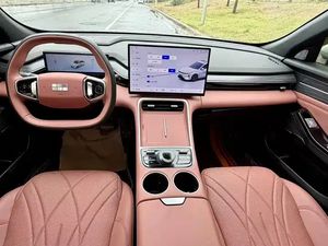 Geely Galaxy L6 2025 EM-i 140km Usado: Chasis E-CMA, Motor Raytheon Híbrido - Product Image 3