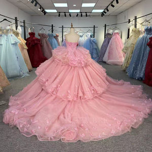 Vestido de Quinceañera/Fiesta de Gala Rosa sin Tirantes con Volantes, Cola Capilla, Cintura Natural y Aplicaciones, Estilo Princesa 6982 - Product Image 3