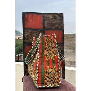 Bolsos de mano acolchados hechos a mano indios para mujer, bolsos de compras acolchados con estilo Vintage de terciopelo suave con estampado elegante, bolsos con cierre de cremallera - Product Image 1