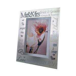 คุณและคุณนาย กรอบรูปแก้วตกแต่งงานแต่งงาน ขนาด 10 x 15 ซม. - Product Image 1