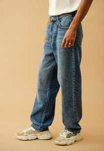 Venta caliente para slim fit Hombre Denim jeans estilo urbano estirable tela transpirable diseño elegante stock listo envío rápido - Product Image 2