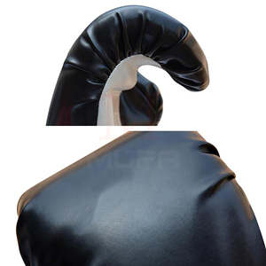 Gants de boxe professionnels en cuir véritable de qualité supérieure pour Muay Thai, MMA, entraînement en extérieur, avec logo personnalisé, antidérapants, fermeture UV - Product Image 4
