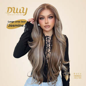Perruque synthétique Jasmine-DWY 136 Lace Front à raie libre, marron avec mèches blondes, ondulations, dentelle transparente, taille 111 - Product Image 1