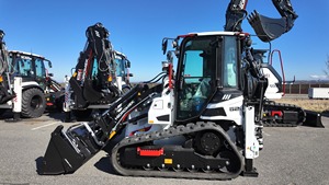 Retroexcavadora de Alto Rendimiento Hidromek 62T |   Miniexcavadora de cadenas HMK 62T de 64HP disponible para la venta - Product Image 6