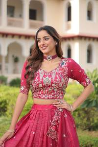 Lehenga Choli de Seda Pura con Diseño Hermoso Hecho a Medida, Vestido de Novia Tradicional Elegante para Múltiples Ocasiones - Product Image 3