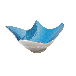 Bol à fruits en métal aluminium fait à la main de style unique avec émail de couleur turquoise pour centres de table comptoir de cuisine - Product Image 4