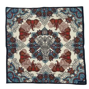 Écharpe en tissu de coton et polyester personnalisée en gros, impression numérique sur écran carré, conception OEM, logo personnalisé, bandana - Product Image 4