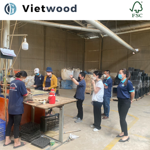 Jardinière carrée en bois d'acacia moderne imperméable mobilier d'intérieur et d'extérieur écologique avec techniques lisses garantie de 5 ans - Product Image 6