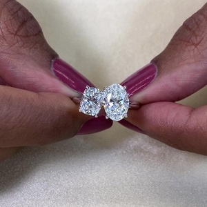 Anillo de Diamante Cultivado en Laboratorio Toi Et Moi de 2.50ct, Certificado IGI, Corte Oval y Cojín, Oro de Dos Tonos o Platino - Product Image 5