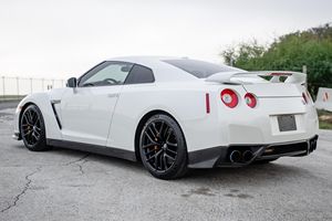 Nissan GT-R Premium 2010 Usado, ~17000 Millas, Motor V6 Biturbo de Construcción Artesanal, Tracción en las Cuatro Ruedas, Varias Modificaciones - Product Image 2