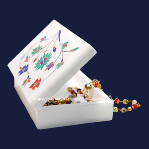 Boîte à bijoux en stéatite naturelle faite à la main de forme rectangulaire avec la conception de sculpture la plus attrayante boîte-cadeau de stockage d'anneau bijoux en pierre - Product Image 4