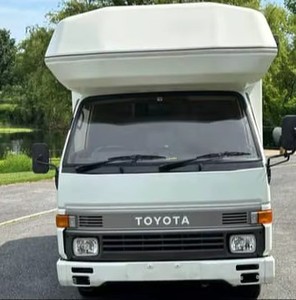 โตโยต้า ไฮเอซ คอลแมน แคมป์เปอร์ ปี 1992 เครื่องยนต์ดีเซล พร้อมระบบปรับอากาศคู่ - Product Image 3