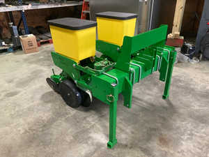 เครื่องเพาะเมล็ดข้าวโพดมอเตอร์เครื่องจักรในฟาร์มผลิตภาพสูงเครื่องหว่านเมล็ดแบบรถแทรกเตอร์ - Product Image 4