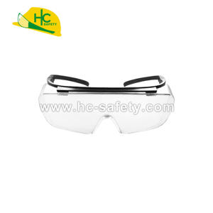 Gafas de Seguridad Antiarañazos P663R para Operadores de Máquinas en Entornos de Fabricación - Product Image 3