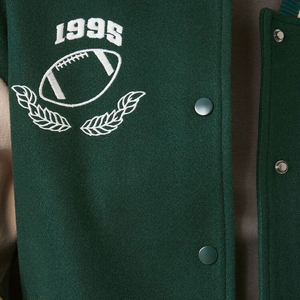 Chaqueta universitaria para mujer, chaqueta de béisbol recortada de manga larga, chaquetas universitarias personalizadas con hombros caídos - Product Image 6