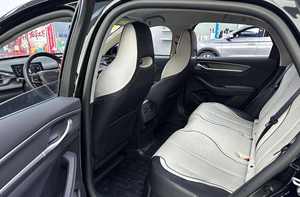 Vehículo Híbrido Enchufable 2026, Nuevo, de Lujo, Chino, 4 Puertas, 5 Asientos, Sedán Compacto Eléctrico, 2026 en Perfecto Estado, Listo para Enviar - Product Image 4