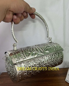 Freshly Update Indian Vintage Silver Metal Engraved Ladies Clutch Hand Bag Handcrafted Luxury Fashion Jewelry For Women And Girl - Product Image 2