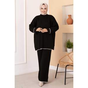 ชุดฮิญาบถักเย็บสำหรับคนเลี้ยงแกะสีดำ - Product Image 1
