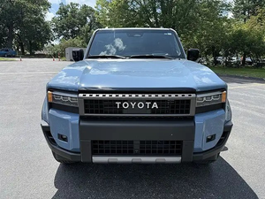 MODELO PERFECTO A ya o t a C a m r y GLE Hybrid 2.4L V4 2024 Modelo Año Color Blanco - Product Image 4