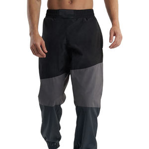 Ensemble veste et short coupe-vent en polyester personnalisé pour femmes, survêtement coupe-vent en nylon à fermeture éclair complète, prix de gros OEM - Product Image 4