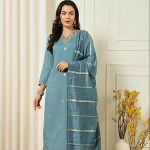 Fourniture directe d'usine femmes 3 pièces coton Polyester Salwar Kameez inspiré indien pakistanais vêtements pour les fêtes de mariage à domicile - Product Image 1