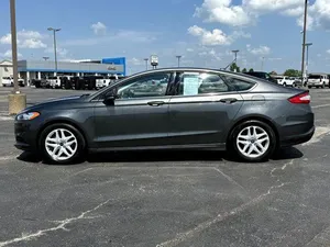 2016 Ford Fusion SE - Product Image 5