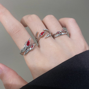 Anillos Góticos para Mujer, Ajustables, de Cobre con Baño de Bronce Antiguo, con Circonita Cúbica Roja, Diseño Geométrico Moderno, Juego de 3 Piezas - Product Image 1