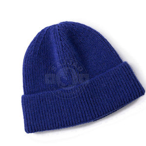 Modern Casual Beanies Hat Warm <b>Material</b> Designed For Street Fashion Winter Wear And Daily Comfort - Product Image 6