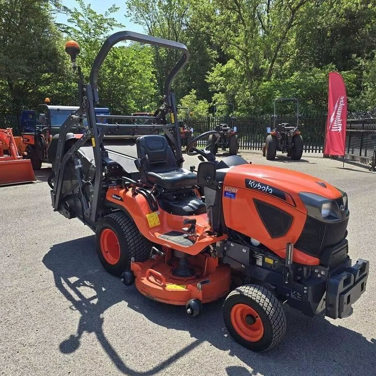 Kubota G261 газонокосилка трактор с дизельным двигателем, высокопроизводительное оборудование для ухода за садом