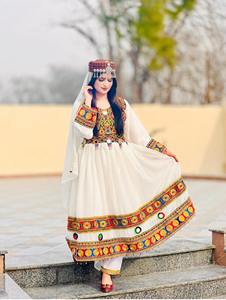 Chapeau afghan traditionnel unisexe fait à la main, couvre-chef ethnique pashtun, broderie culturelle, motif floral vintage, chapeau écologique pour - Product Image 4