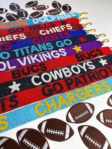 Sac à main unique en coton perlé noir et blanc de style bohème MIZZOU avec bandoulière, chaîne pour filles, design étoile par AFZA ENTERPRISES - Product Image 3