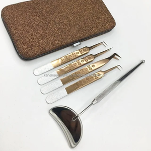 Pinzas Profesionales Personalizables Antiestáticas de Precisión para Pestañas, Acero Inoxidable, Oro Rosa, Plata, Punta de Fibra Brillante - Product Image 1