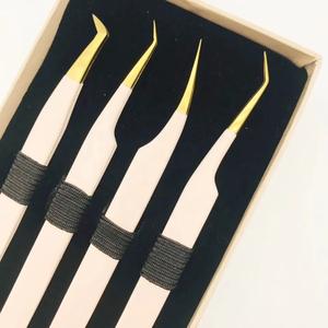 Pinzas de pestañas profesionales de acero inoxidable con puntas chapadas en oro recubiertas de Color Beije - Product Image 6