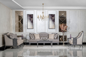 Fauteuil en bois massif néoclassique de luxe avec des détails sculptés à la main et un revêtement en tissu de qualité supérieure - Product Image 5