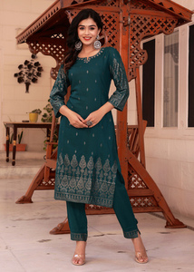 ผู้หญิงคุณภาพดีเยี่ยมสีเขียวพิมพ์กางเกง Kurta และชุด Dupatta สําหรับผู้หญิงจากผู้ผลิตชาวอินเดียในราคาที่ดีที่สุดสําหรับเด็กผู้หญิง - Product Image 4