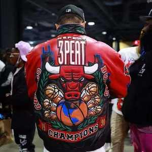 เสื้อแจ็กเก็ตทีมกีฬาแขนหนังสวมใส่สบายคุณภาพดีมีสไตล์สำหรับกลางแจ้ง - Product Image 2