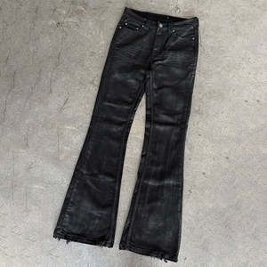 Jeans évasés vintage pour homme personnalisés, rétro, streetwear hip-hop, avec impression argentée sur la poche arrière - Product Image 1