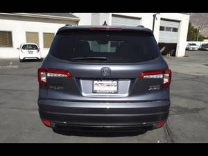 รถยนต์ SUV ฮอนด้า Pilot AWD SE 4dr - Product Image 4