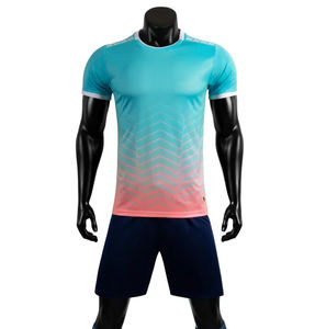 Maillot d'entraînement de football en polyester de haute qualité OEM, maillot de football par sublimation, vêtements Maan - Product Image 1