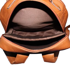 Mochila de Oficina de Cuero de Grano Completo Legacy Craft, Serie Elite Business de Divine International - Product Image 1