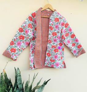 Chaqueta acolchada de algodón indio para mujer, chaquetas acolchadas hechas a mano de estilo bohemio con estampado de bloques, abrigo, regalos de vacaciones, Chaqueta con botones - Product Image 4