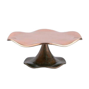 ที่วางเค้กอินเดียทำจากทองแดงโบราณสำหรับตกแต่งโต๊ะงานแต่งงาน - Product Image 2