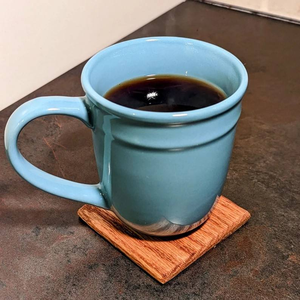 Posavasos Cuadrados de Madera de Nogal Hechos a Mano de Diseño Moderno, Posavasos para Té y Café a Precio de Mayoreo - Product Image 4