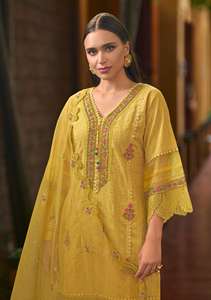 Vêtements fantaisie Ensemble kurti d'été premium en coton pakistanais pour femme vente en ligne - Product Image 5