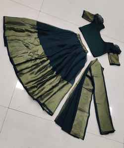 Vêtements ethniques traditionnels indiens pour femmes adultes Salwar Kameez en soie Design moderne Vêtements - Product Image 2