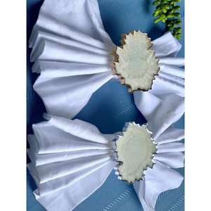 Servilleteros de resina de primera categoría con un aspecto minimalista e ideales para fiestas temáticas y recepciones de bodas y reuniones informales - Product Image 4